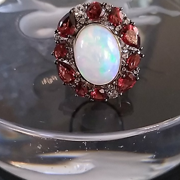 Paul Deasy Never worn Garnet and Eithopian Opal Ring - Picture 2 of 6
